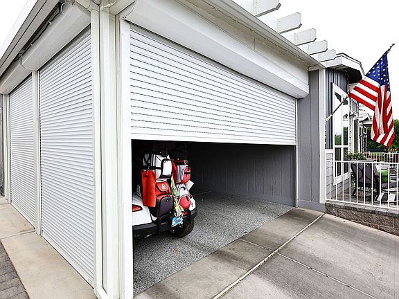 3rd image of 2206 S Ellsworth Rd #126B