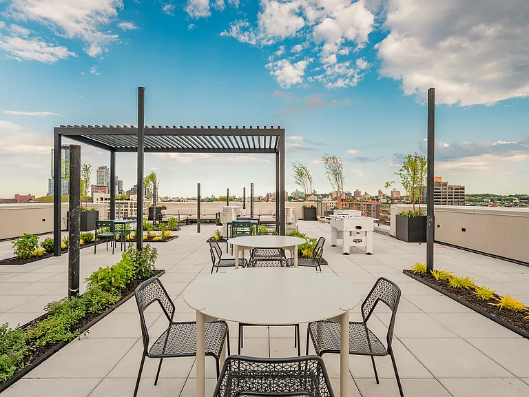 526 Baltic St #11Z — Photo 43