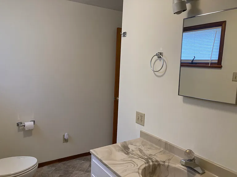 75 Pershing St — Photo 11