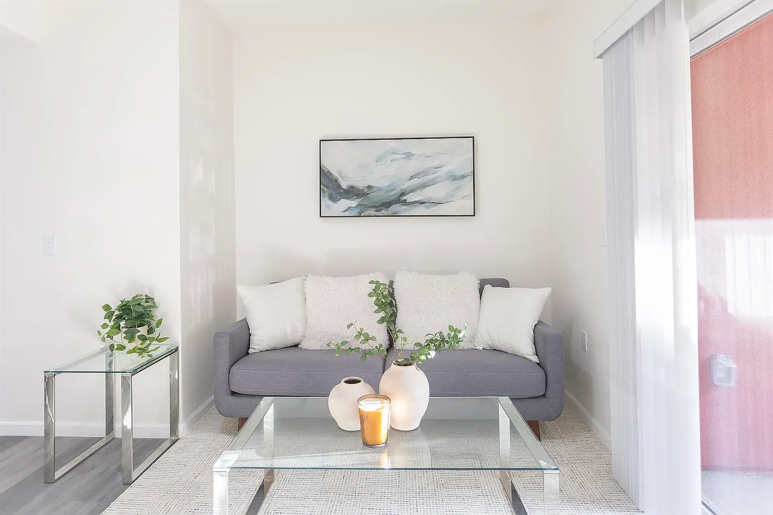 Orchard Park Apartment — Photo 4