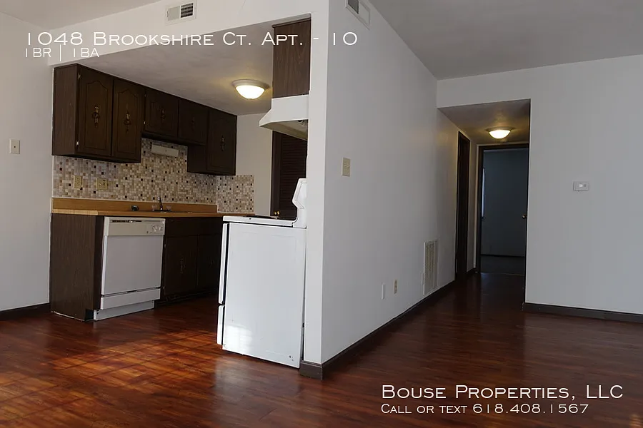 Bouse Apartment Homes — Photo 4