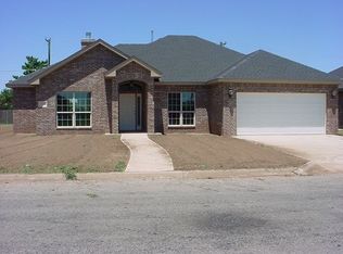 912 Crane Rd, Pampa, TX 79065