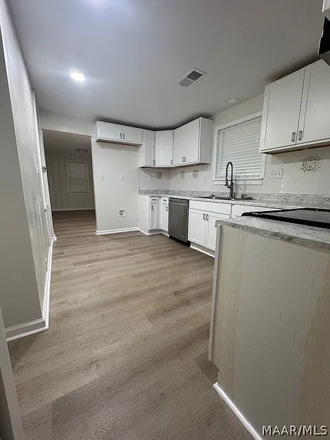 3 bed, 2.0 bath, 1150 sqft, $1,400 — Photo 4