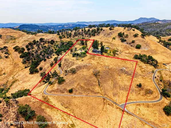 1483 Los Alamos Road, Santa Rosa, CA 95409