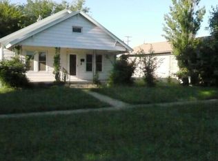 121 E Nebraska St, Walters, OK 73572