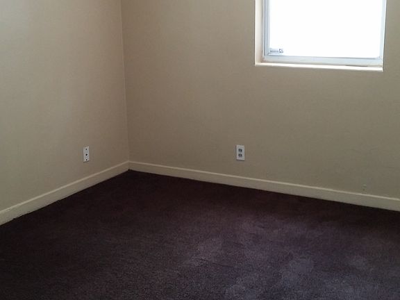 2nd image of 1434 W 22nd St