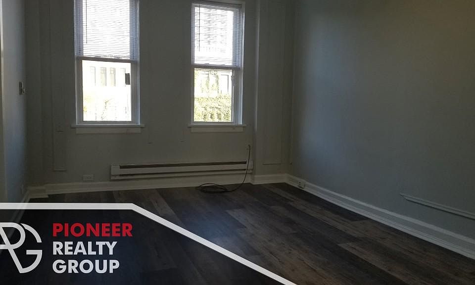 1st image of 5860 N Kenmore Ave #5860210