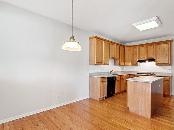 5th image of 1106 Loganbury Ct