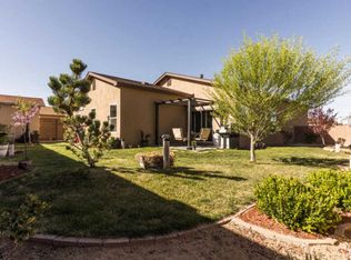 6512 Black Hawk Dr NE, Rio Rancho, NM 87144