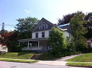 40 Atkinson St, Bellows Falls, VT 05101