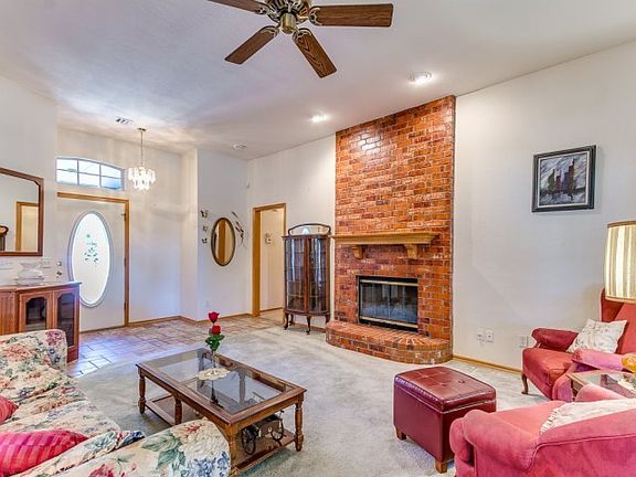 5th image of 4728 SE 43rd St