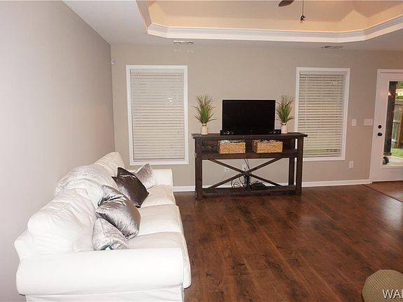 5th image of 6275 Mimosa Gardens Cir
