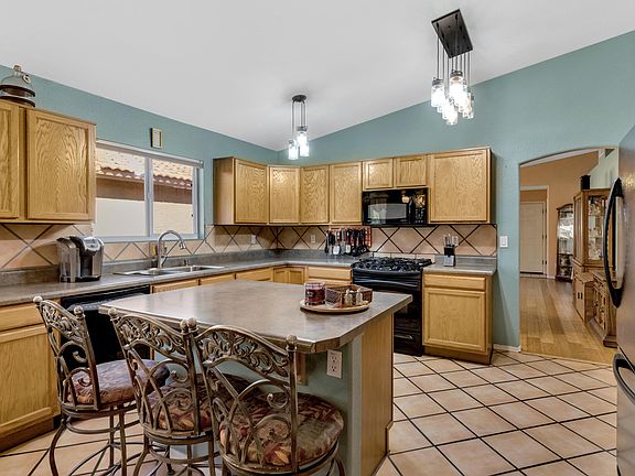3rd image of 3593 W Camino De Talia