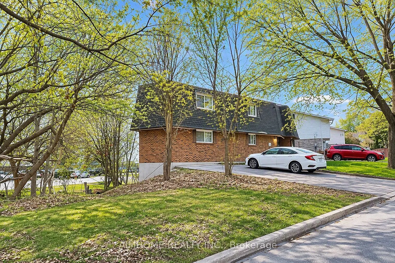 3 bed, $2,150 — Photo 4