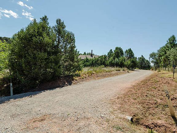 2nd image of 9 Corte De Canoncito