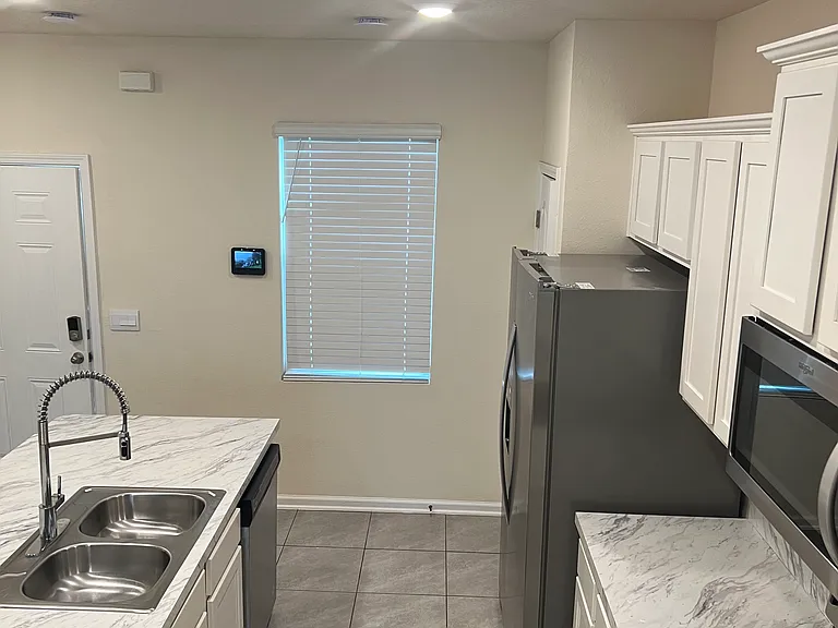 8207 Larose Rd — Photo 5