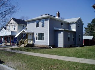 411 Plum St, Aurora, IL 60506