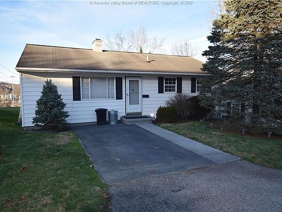 2nd image of 411 Prospect Ave