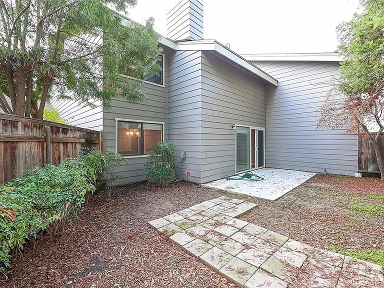 3350 M St — Photo 25