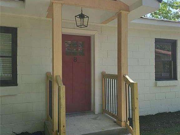 4th image of 1040 Garibaldi St SW