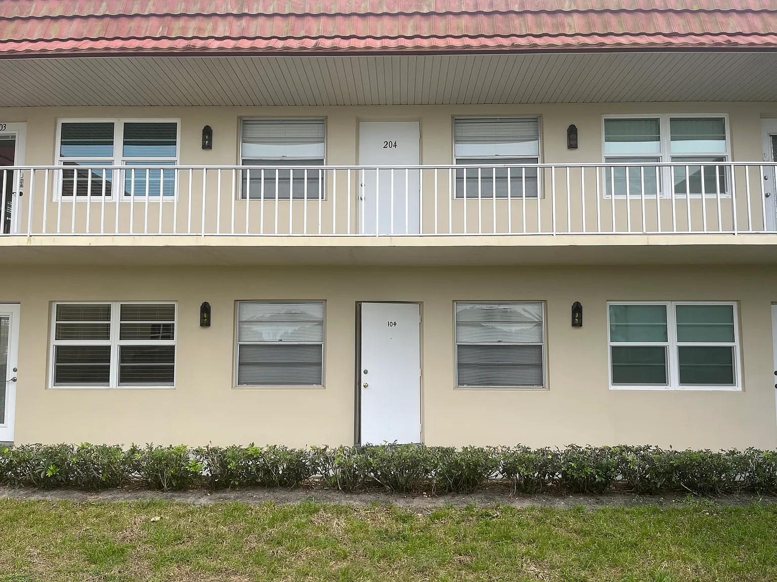 2 bed, 1000 sqft, $1,475 — Photo 3