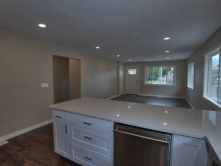 2945 SE Cornelius Pass Rd #A — Photo 5