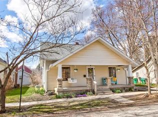 170 N Maple St, Zionsville, IN 46077