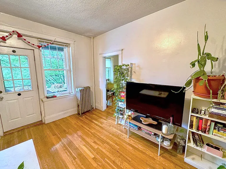 35 Mount Hood Rd #10 — Photo 5