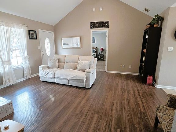3rd image of 3575 Beulah Cir