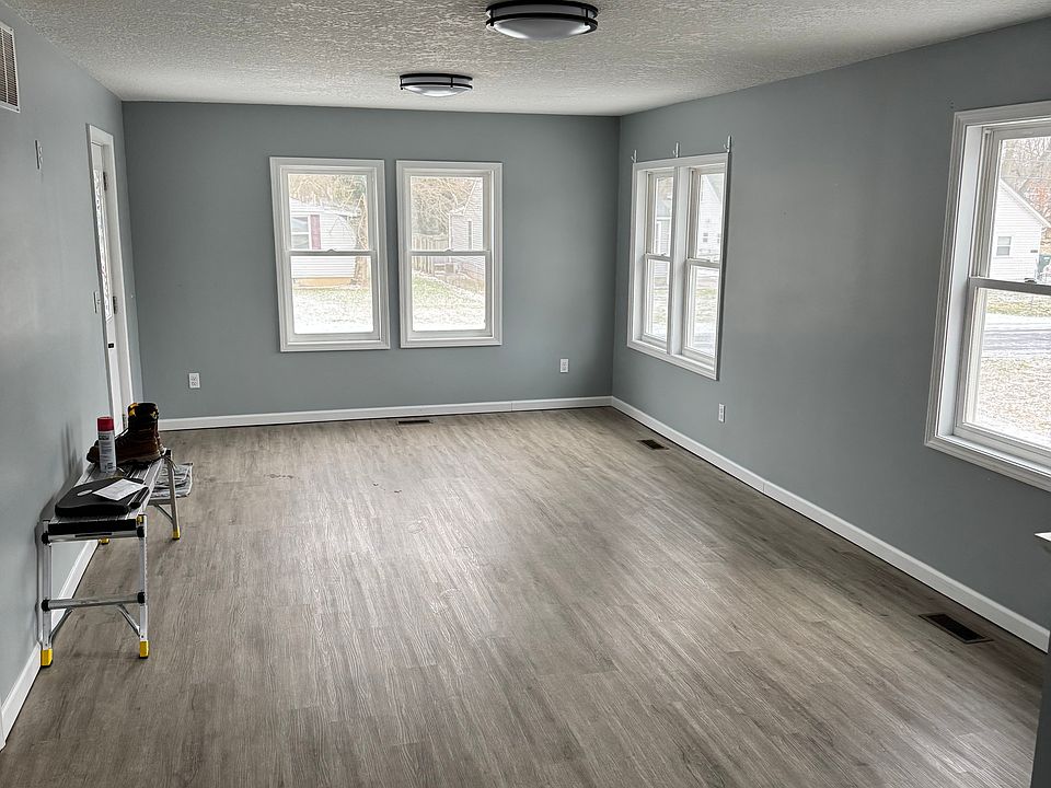 1st image of 7014 Bradbury Ave