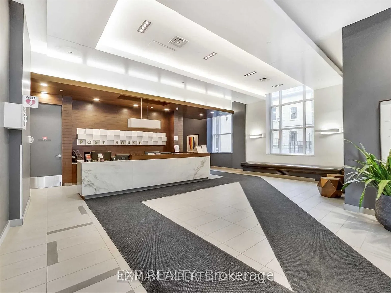 2 bed, $3,200 — Photo 2