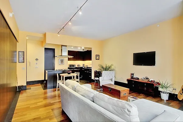 Rented by Station Cities | media 16