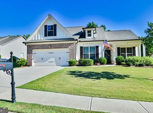 640 Lakeview Bend Cir, Jefferson, GA 30549