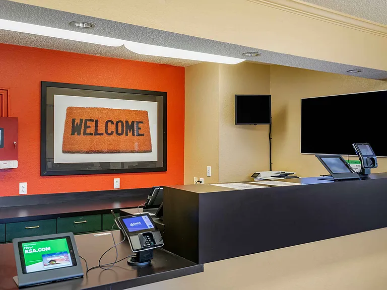 Lobby and Guest Check-in