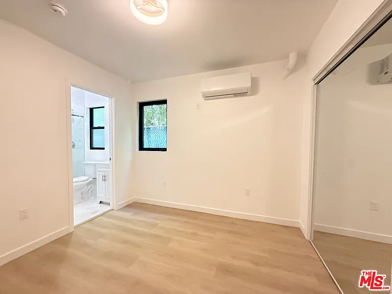 540 Indiana Ave #2 — Photo 5