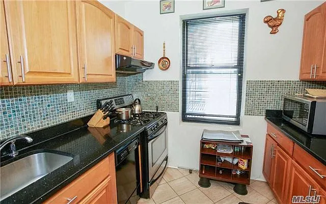 Sold by NY Space Finders Inc. | media 12