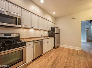 922 Main St APT 2, Evanston, IL 60202