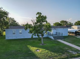 958 Wightman St, Matagorda, TX 77457