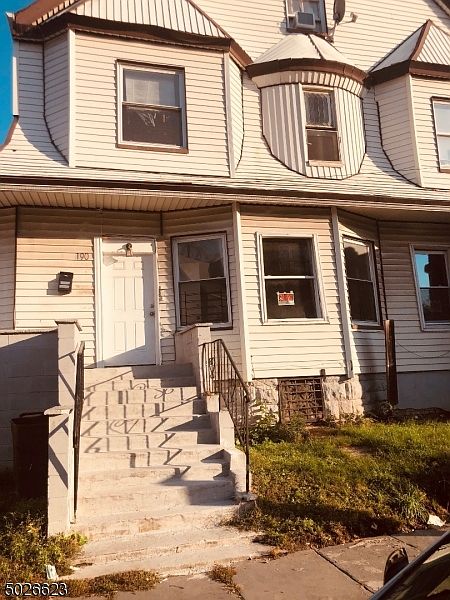 1st image of 190 N Clinton St