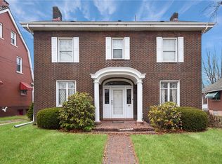 36 Commonwealth Ave, Duquesne, PA 15110