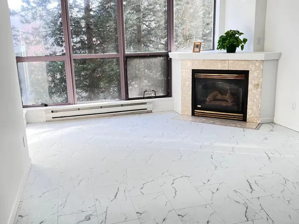 10899 University Dr #501, Surrey, BC V3T 5V2