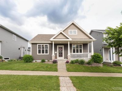 222 Blooming Leaf Way, Verona, WI, 53593