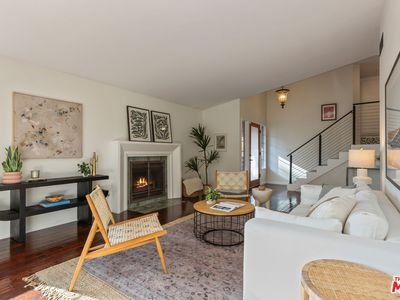 3923 Roderick Rd, Los Angeles, CA, 90065