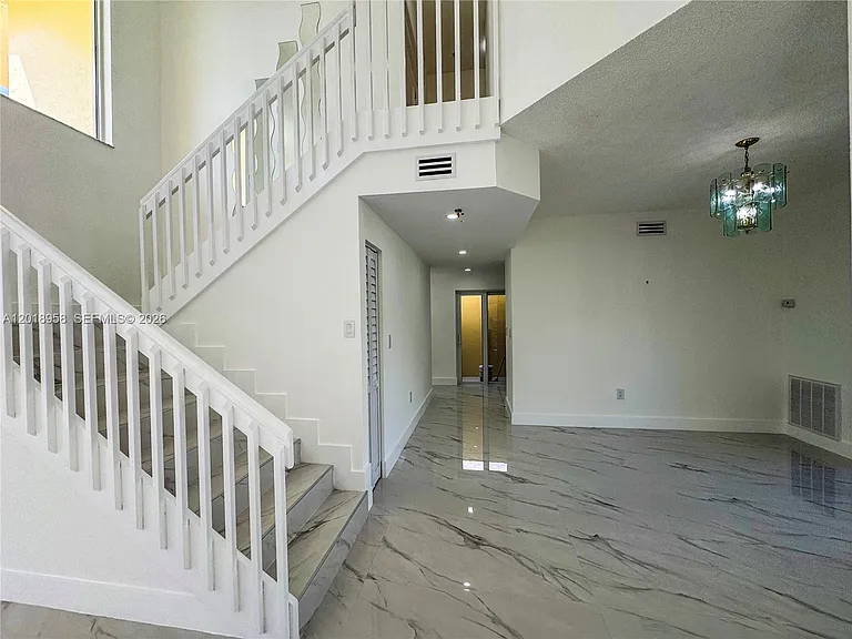 15428 SW 50th Ter — Photo 5