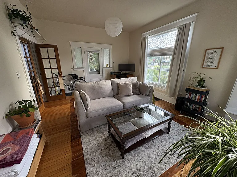 503 S Race St — Photo 18