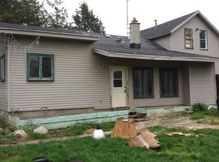 7465 Elm Ave, Newaygo, MI 49337