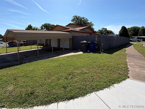 3rd image of 12306 E 18th Pl