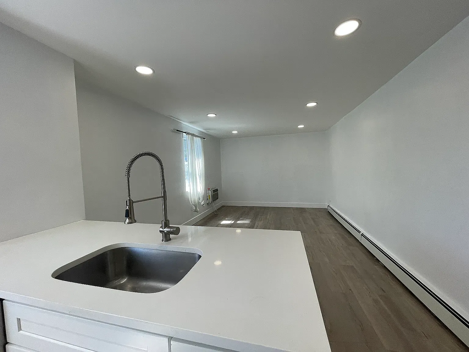 6154 Riverdale Avenue — Photo 2