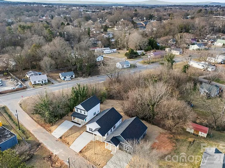 1558 7th Avenue Dr SW — Photo 37