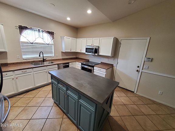 5th image of 16107 N 159th Ln